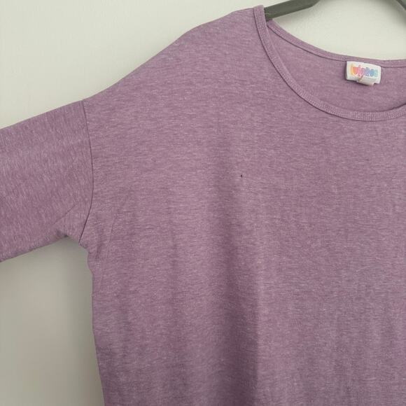 Lularoe Irma Top in Lilac - Picture 4 of 7